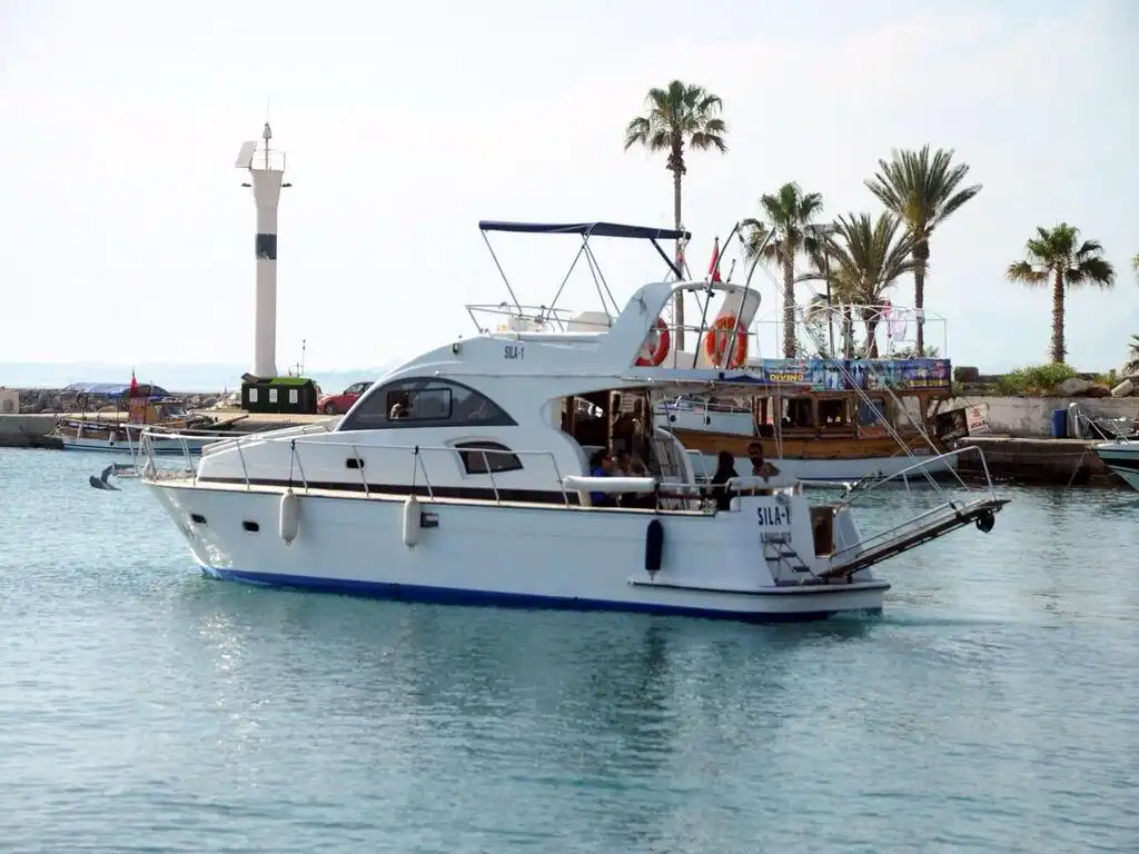 YACHT SILA